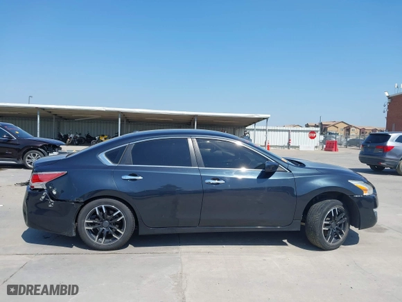 2015 Nissan Altima 2.5 S with VIN 1N4AL3AP1FC290299, listed as a IAAI auction lot 42049687 with 125,864 mi miles. Bid and sale history available at carsss.com. Image 13.