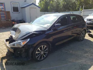 2019 Hyundai Elantra GT with VIN KMHH35LE2KU102860, listed as a Copart auction lot 70044794 with 105,092 mi miles and Salvage Title. Bid and sale history available at carsss.com. Image 1.