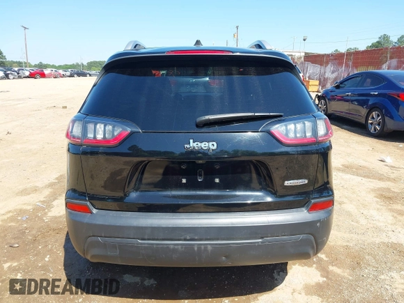 2019 Jeep Cherokee Latitude Plus z VIN 1C4PJLLBXKD123116, wystawiony jako IAAI lot #41981044 z przebiegiem 173 232 mil mil oraz . Historia ofert i sprzedaży dostępna na DreamBid. Obrazek 17.