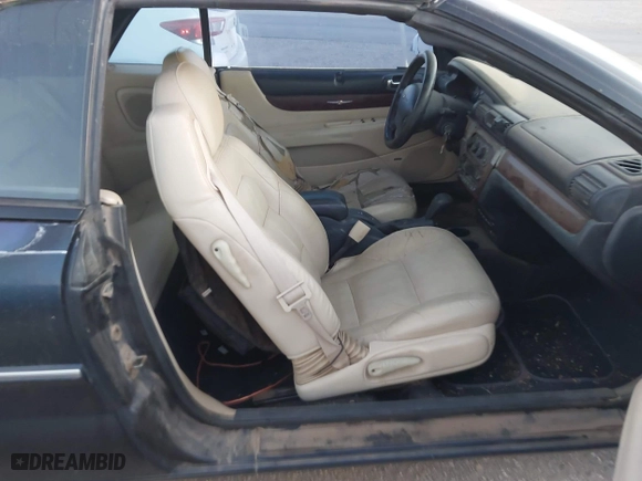 2001 Chrysler Sebring Limited with VIN 1C3EL65U31N672381, listed as a IAAI auction lot 41114181 with 180,949 mi miles. Bid and sale history available at carsss.com. Image 5.
