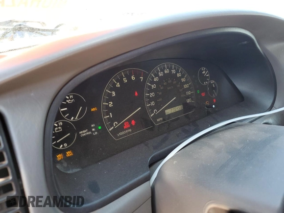 2005 Toyota Sequoia Limited with VIN 5TDBT48A45S250978, listed as a Copart auction lot 50261415 with 238,453 mi miles and Salvage Title. Bid and sale history available at DreamBid. Image 9.