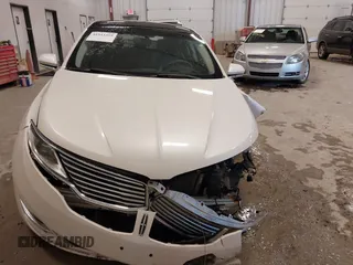 2016 Lincoln MKZ with VIN 3LN6L2JK0GR600486, listed as a IAAI auction lot 41943399 with 118,706 mi miles. Bid and sale history available at carsss.com. Image 13.