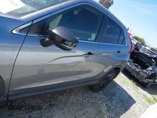 2018 Mitsubishi Eclipse Cross LE z VIN JA4AT4AA5JZ062561, wystawiony jako IAAI lot #41572618 z przebiegiem 95 716 mil mil oraz . Historia ofert i sprzedaży dostępna na DreamBid. Obrazek 14.