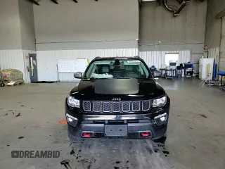 2019 Jeep Compass Trailhawk with VIN 3C4NJDDB4KT647187, listed as a Copart auction lot 50260575 with 63,098 mi miles and Salvage Title. Bid and sale history available at carsss.com. Image 12.