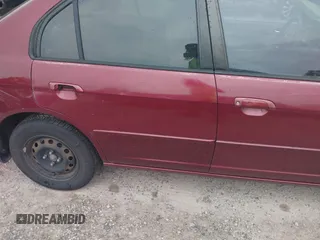 2003 Honda Civic LX z VIN 2HGES16543H530675, wystawiony jako IAAI lot #42442148 z przebiegiem 159 308 mil mil oraz . Historia ofert i sprzedaży dostępna na DreamBid. Obrazek 13.