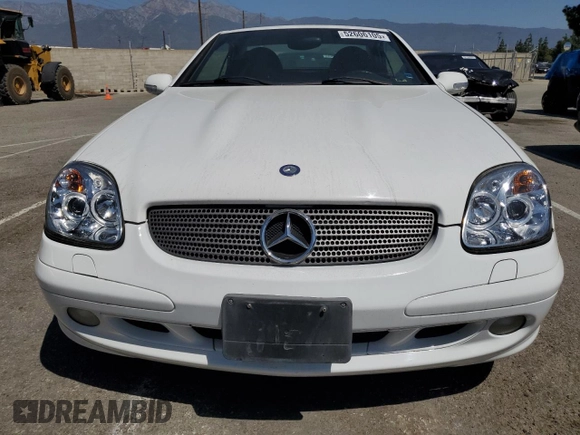 2001 Mercedes-Benz SLK-Class with VIN WDBKK65F81F210099, listed as a Copart auction lot 52606105 with 129,849 mi miles and Salvage Title. Bid and sale history available at carsss.com. Image 5.