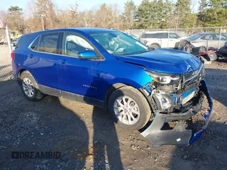 2019 Chevrolet Equinox LT with VIN 3GNAXUEV9KS628184, listed as a IAAI auction lot 41821068 with 30,196 mi miles. Bid and sale history available at carsss.com. Image 1.
