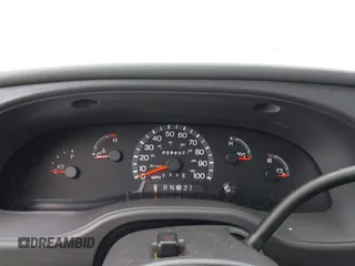 2003 Ford Econoline Passenger XL с VIN 1FBNE31L13HB41347, выставлен на аукционе IAAI как лот 42448319 с пробегом 58 602 миль миль и . История ставок и продаж доступна на DreamBid. Изображение 7.
