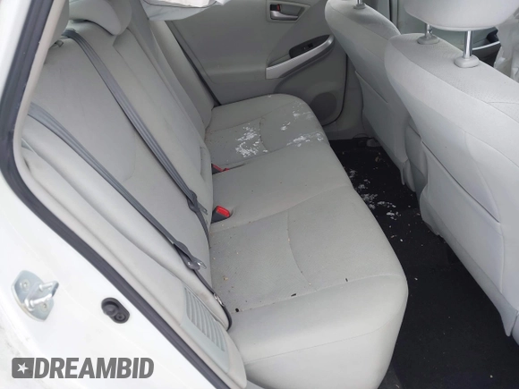 2015 Toyota Prius Four with VIN JTDKN3DU3F1933788, listed as a IAAI auction lot 41602001 with 324,092 mi miles. Bid and sale history available at carsss.com. Image 8.