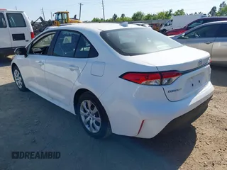 2025 Toyota Corolla LE z VIN 5YFB4MDE2SP274691, wystawiony jako IAAI lot #42017890 z przebiegiem 2 738 mil mil oraz . Historia ofert i sprzedaży dostępna na DreamBid. Obrazek 3.