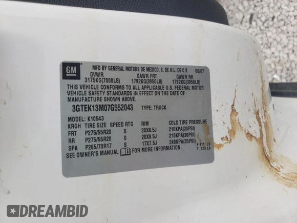 2007 GMC Sierra 1500 SLT z VIN 3GTEK13M07G552043, wystawiony jako Copart lot #54608975 z przebiegiem 279 180 mil mil oraz Szkoda całkowita • Salvage title. Historia ofert i sprzedaży dostępna na DreamBid. Obrazek 12.
