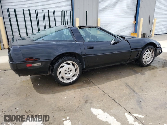 1996 Chevrolet Corvette z VIN 1G1YY22P2T5105754, wystawiony jako Copart lot #56348505 z przebiegiem Nie podano mil oraz Szkoda całkowita • Salvage title. Historia ofert i sprzedaży dostępna na DreamBid. Obrazek 3.