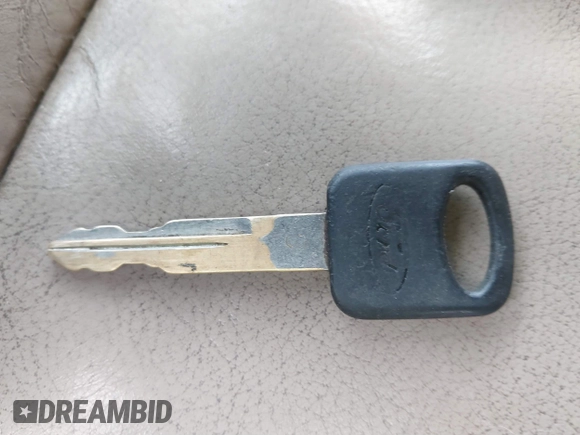 2003 Ford F-250 XL с VIN 1FTNW21L53ED49638, выставлен на аукционе IAAI как лот 41591176 с пробегом 235 613 миль миль и . История ставок и продаж доступна на DreamBid. Изображение 11.