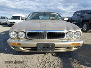 1998 Jaguar XJ with VIN SAJHX1248WC853422, listed as a Copart auction lot 80614724 with 76,269 mi miles and Non repairable. Bid and sale history available at DreamBid. Image 5.