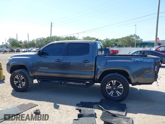 2017 Toyota Tacoma SR5 with VIN 3TMCZ5AN4HM052380, listed as a IAAI auction lot 42277918 with 62,238 mi miles and . Bid and sale history available at DreamBid. Image 15.