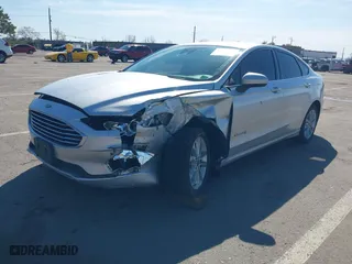 2019 Ford Fusion Hybrid SE with VIN 3FA6P0LU2KR188503, listed as a IAAI auction lot 41846755 with 67,906 mi miles. Bid and sale history available at carsss.com. Image 17.