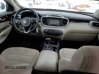 2017 Kia Sorento LX with VIN 5XYPGDA3XHG267789, listed as a Copart auction lot 41483165 with 95,091 mi miles and Salvage Title. Bid and sale history available at carsss.com. Image 8.