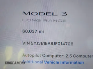 2018 Tesla Model 3 Long Range Battery z VIN 5YJ3E1EA8JF014706, wystawiony jako IAAI lot #41453650 z przebiegiem 68 037 mil mil oraz . Historia ofert i sprzedaży dostępna na DreamBid. Obrazek 15.