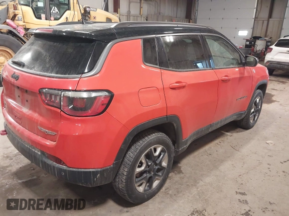 2017 Jeep Compass Trailhawk with VIN 3C4NJDDB1HT646801, listed as a IAAI auction lot 41401859 with 111,339 mi miles and . Bid and sale history available at DreamBid. Image 4.