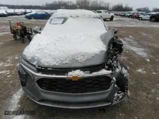 2025 Chevrolet Trax LT with VIN KL77LHEP5SC008734, listed as a IAAI auction lot 41227025 with 6,638 mi miles. Bid and sale history available at carsss.com. Image 12.