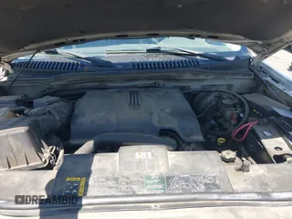 2002 Ford Explorer XLT z VIN 1FMZU63W12UB28656, wystawiony jako IAAI lot #42296498 z przebiegiem Nie podano mil oraz . Historia ofert i sprzedaży dostępna na DreamBid. Obrazek 10.