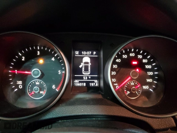 2010 Volkswagen Jetta TDI z VIN 3VWPL7AJ0AM667118, wystawiony jako Copart lot #51521765 z przebiegiem 106 018 mil mil oraz Tytuł czysty. Historia ofert i sprzedaży dostępna na DreamBid. Obrazek 9.