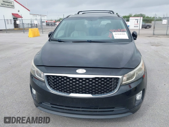 2015 Kia Sedona EX with VIN KNDMC5C11F6038255, listed as a IAAI auction lot 41968284 with 130,765 mi miles. Bid and sale history available at carsss.com. Image 6.