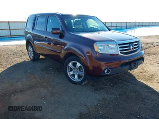2014 Honda Pilot EX-L with VIN 5FNYF4H59EB045570, listed as a IAAI auction lot 41331032 with 154,676 mi miles. Bid and sale history available at carsss.com. Image 1.