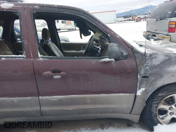 2002 Mazda Tribute LX with VIN 4F2CU08172KM16293, listed as a IAAI auction lot 41496093 with Not Provided miles and . Bid and sale history available at carsss.com. Image 12.