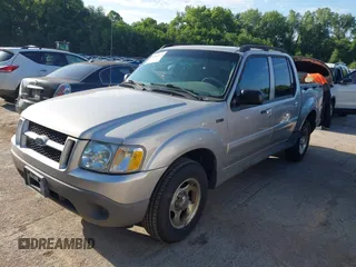 2003 Ford Explorer Sport Trac XLS z VIN 1FMZU67EX3UB19974, wystawiony jako IAAI lot #42563671 z przebiegiem 133 452 mil mil oraz . Historia ofert i sprzedaży dostępna na DreamBid. Obrazek 2.