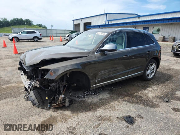 2014 Audi Q5 Premium Plus with VIN WA1LFAFP1EA026298, listed as a Copart auction lot 61729075 with 124,165 mi miles and Non repairable. Bid and sale history available at DreamBid. Image 1.