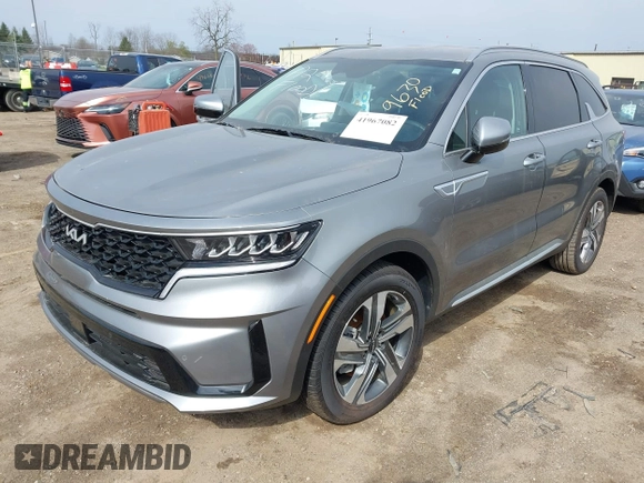 2023 Kia Sorento EX z VIN KNDRHDLG6P5209630, wystawiony jako IAAI lot #41967082 z przebiegiem 4095 mil mil oraz . Historia ofert i sprzedaży dostępna na DreamBid. Obrazek 2.