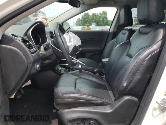 2019 Jeep Compass Limited z VIN 3C4NJDCB7KT620292, wystawiony jako Copart lot #65454205 z przebiegiem 65 431 mil mil oraz Szkoda całkowita • Salvage title. Historia ofert i sprzedaży dostępna na DreamBid. Obrazek 7.