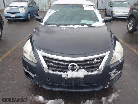 2015 Nissan Altima 2.5 with VIN 1N4AL3AP4FN308783, listed as a IAAI auction lot 41939936 with 192,782 mi miles. Bid and sale history available at carsss.com. Image 6.