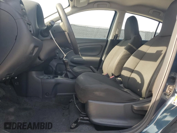 2016 Nissan Versa S with VIN 3N1CN7AP5GL835322, listed as a Copart auction lot 64558285 with 85,811 mi miles and Clean title. Bid and sale history available at DreamBid. Image 7.