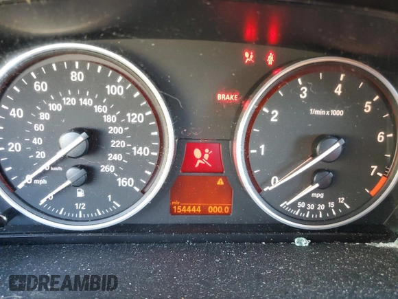 2010 BMW 5 Series 528i xDrive with VIN WBANV1C57AC157302, listed as a Copart auction lot 82043974 with 154,444 mi miles and Salvage Title. Bid and sale history available at carsss.com. Image 9.