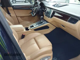 2018 Porsche Macan with VIN WP1AA2A53JLB21062, listed as a IAAI auction lot 41066589 with 53,013 mi miles and . Bid and sale history available at DreamBid. Image 5.