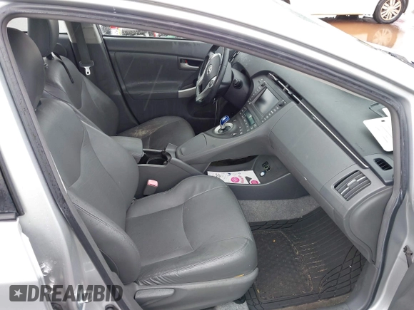 2010 Toyota Prius II with VIN JTDKN3DU5A0204755, listed as a IAAI auction lot 41795883 with 188,873 mi miles. Bid and sale history available at carsss.com. Image 5.