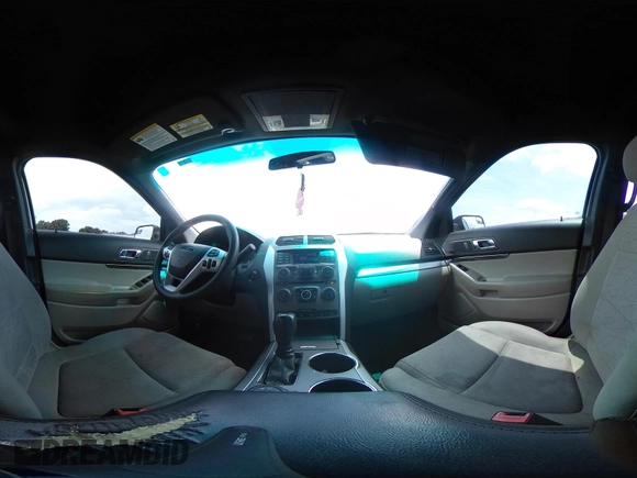 2013 Ford Explorer с VIN 1FM5K8B84DGC85389, выставлен на аукционе IAAI как лот 42400527 с пробегом 291 019 миль миль и . История ставок и продаж доступна на DreamBid. Изображение 18.