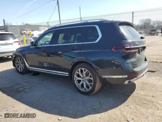 2025 BMW X7 xDrive40i with VIN 5UX23EM07S9X32310, listed as a Copart auction lot 49441125 with 8,852 mi miles and Salvage Title. Bid and sale history available at carsss.com. Image 2.