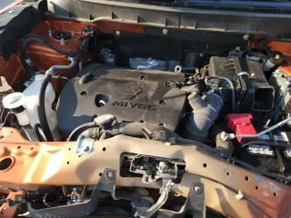 2022 Mitsubishi Outlander ES z VIN JA4APUAU8NU013159, wystawiony jako Copart lot #67684395 z przebiegiem 83 278 mil mil oraz Szkoda całkowita • Salvage title. Historia ofert i sprzedaży dostępna na DreamBid. Obrazek 17.