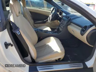 2008 Mercedes-Benz SLK 280 with VIN WDBWK54F48F186729, listed as a Copart auction lot 49432735 with 92,307 mi miles and Salvage title. Bid and sale history available at DreamBid. Image 10.