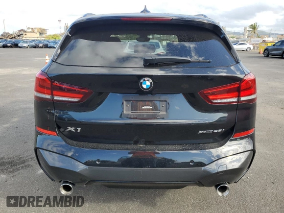2022 BMW X1 xDrive28i z VIN WBXJG9C08N5V03613, wystawiony jako Copart lot #47483485 z przebiegiem 7 296 mil mil oraz Czysty tytuł • Clean title. Historia ofert i sprzedaży dostępna na DreamBid. Obrazek 6.