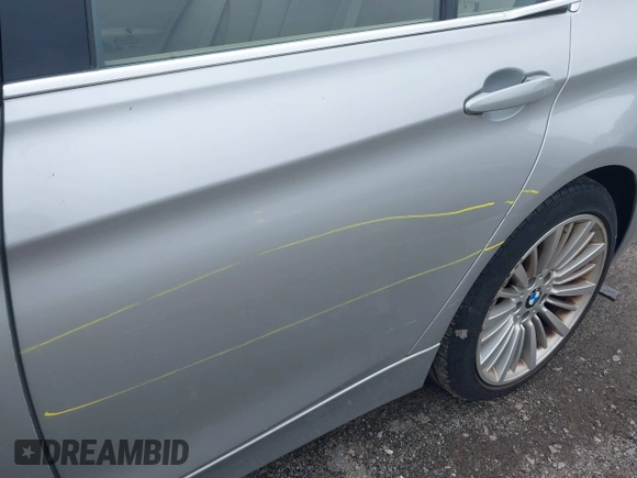 2013 BMW 3 Series 328i xDrive с VIN WBA3B3C57DF530191, выставлен на аукционе IAAI как лот 42517863 с пробегом 71 410 миль миль и . История ставок и продаж доступна на DreamBid. Изображение 13.