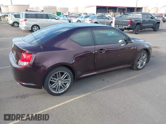 2013 Scion tC z VIN JTKJF5C76D3063593, wystawiony jako IAAI lot #41751475 z przebiegiem 59 520 mil mil oraz . Historia ofert i sprzedaży dostępna na DreamBid. Obrazek 4.