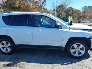 2016 Jeep Compass Sport with VIN 1C4NJDBB0GD617720, listed as a IAAI auction lot 41854195 with 97,961 mi miles. Bid and sale history available at carsss.com. Image 13.