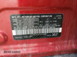 2023 Mitsubishi Outlander ES z VIN JA4ARUAU5PU015982, wystawiony jako Copart lot #58028605 z przebiegiem 69 942 mil mil oraz Tytuł czysty. Historia ofert i sprzedaży dostępna na DreamBid. Obrazek 13.