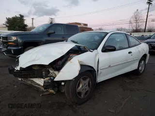 2002 Chevrolet Cavalier with VIN 1G1JC124X27136706, listed as a Copart auction lot 82654404 with 92,574 mi miles and Salvage Title. Bid and sale history available at carsss.com. Image 1.
