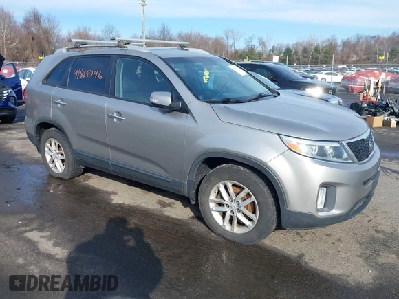 2014 Kia Sorento LX with VIN 5XYKTDA75EG462221, listed as a IAAI auction lot 41885746 with 215,305 mi miles. Bid and sale history available at carsss.com. Image 1.