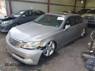 2008 Lexus LS 460 L with VIN JTHGL46F385029014, listed as a IAAI auction lot 42632753 with 221,783 mi miles and . Bid and sale history available at DreamBid. Image 6.